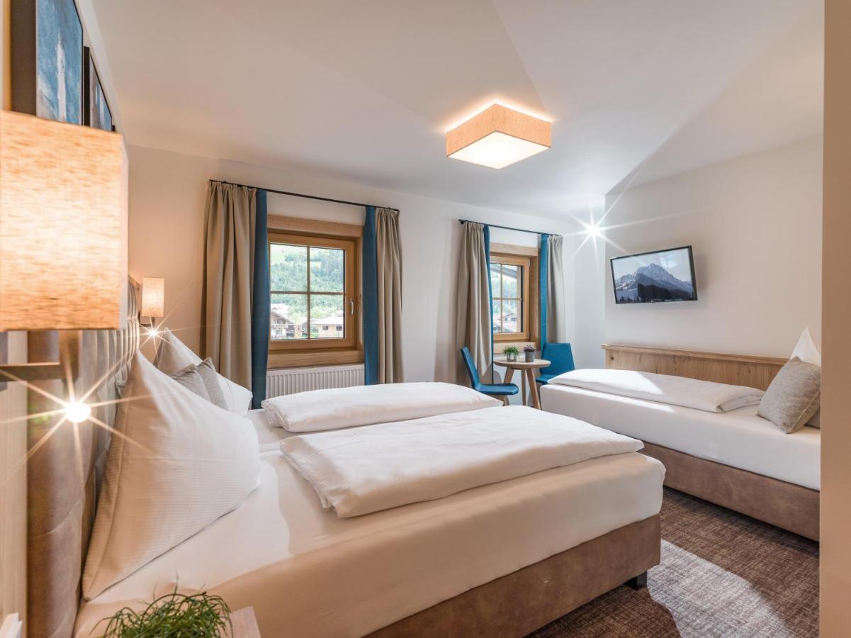 Alpen Glueck Hotel Unterm Rain Garni Kirchberg in Tirol Esterno foto