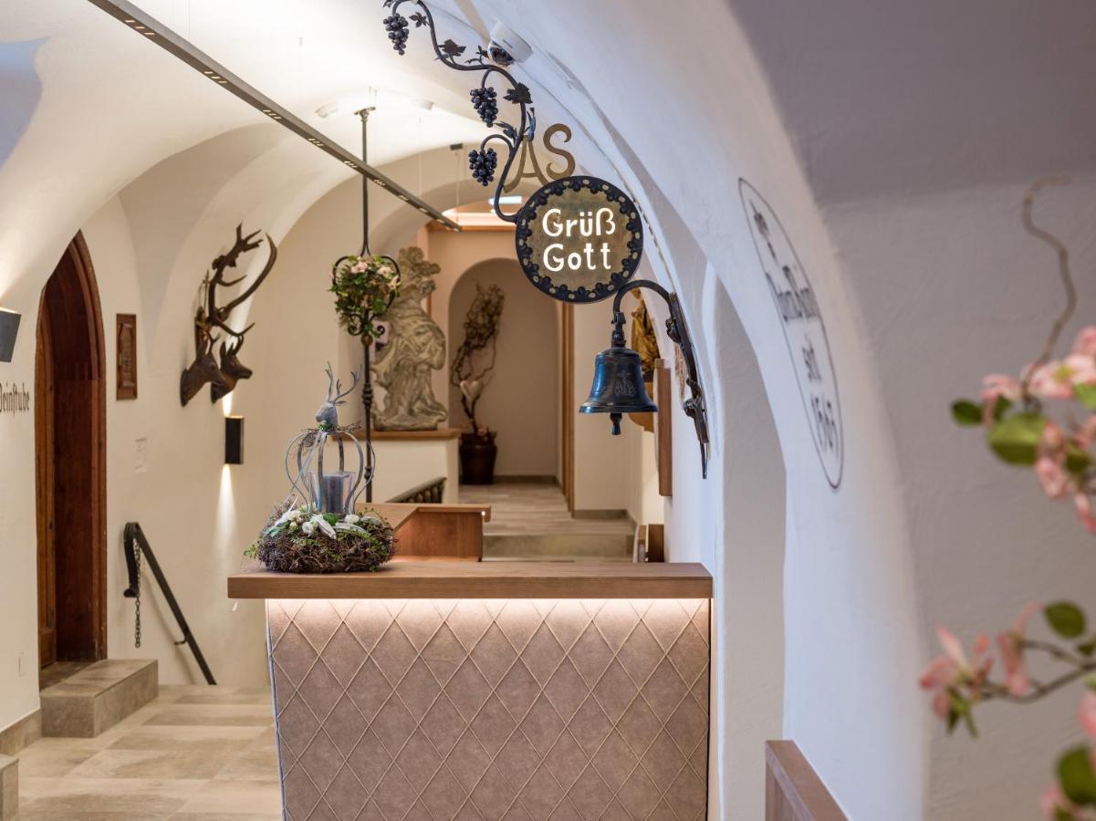 Alpen Glueck Hotel Unterm Rain Garni Kirchberg in Tirol Esterno foto