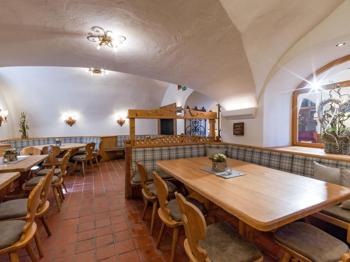 Alpen Glueck Hotel Unterm Rain Garni Kirchberg in Tirol Esterno foto