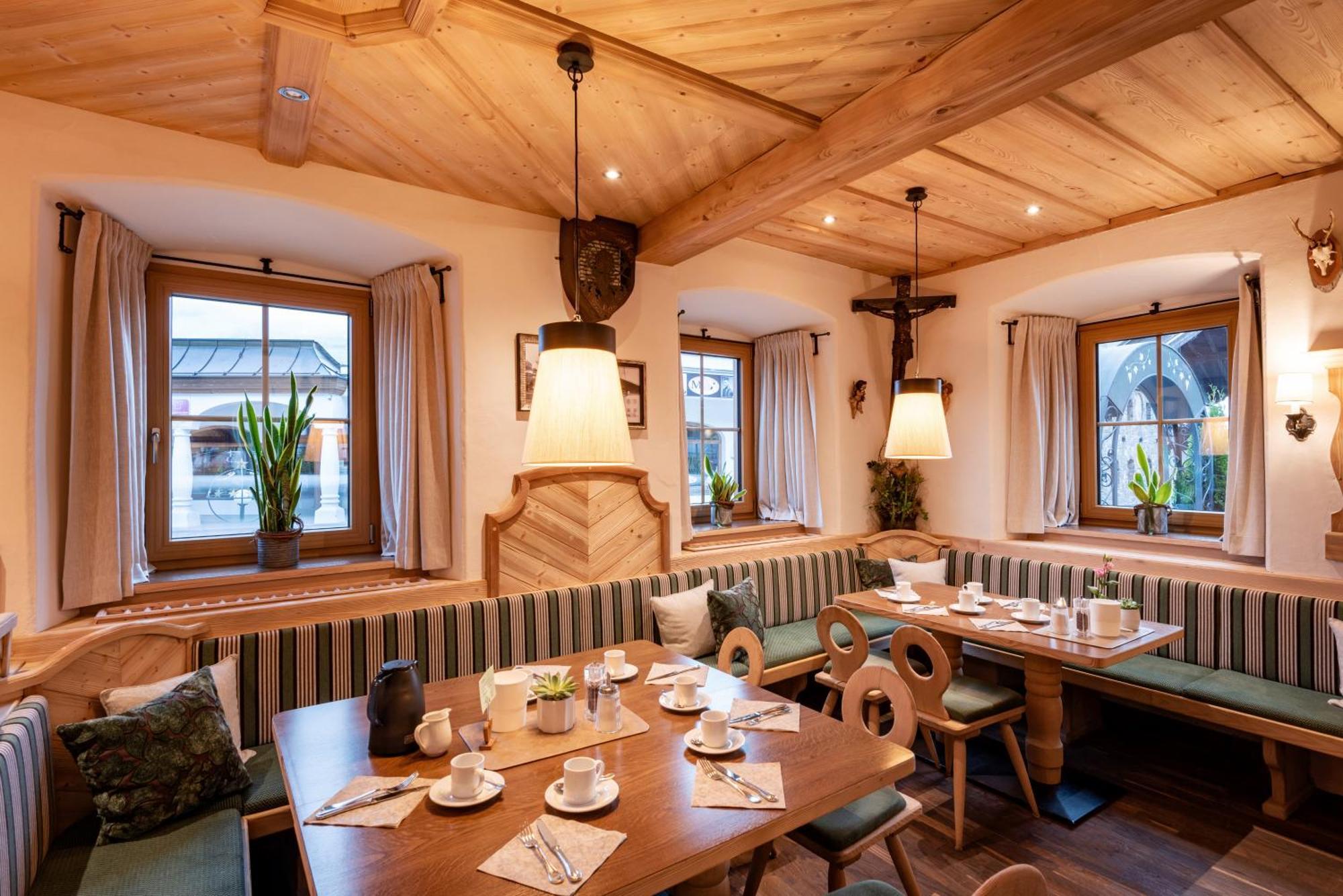 Alpen Glueck Hotel Unterm Rain Garni Kirchberg in Tirol Esterno foto